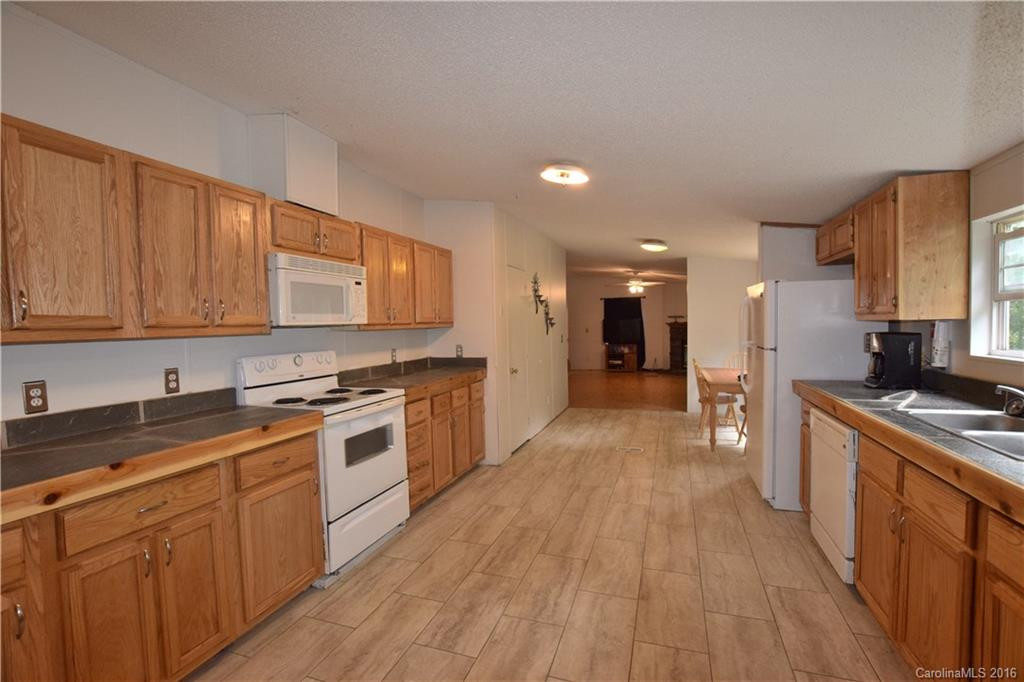 81 Spring Mountain Road - Photo 19