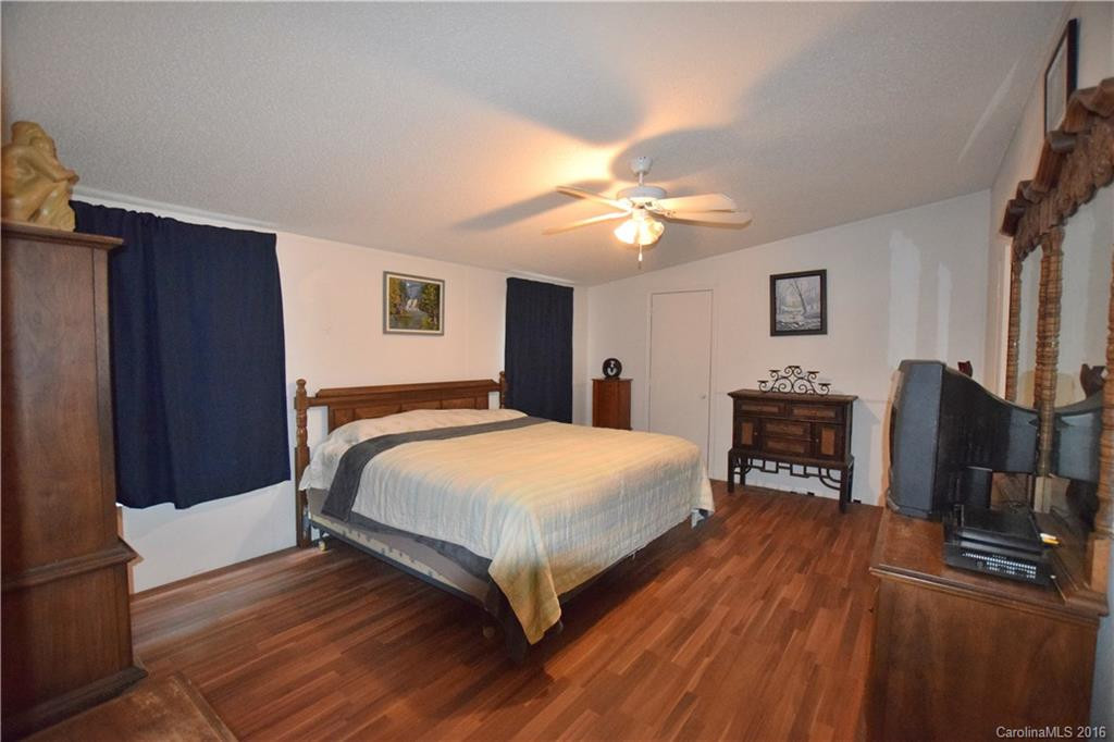 81 Spring Mountain Road - Photo 9