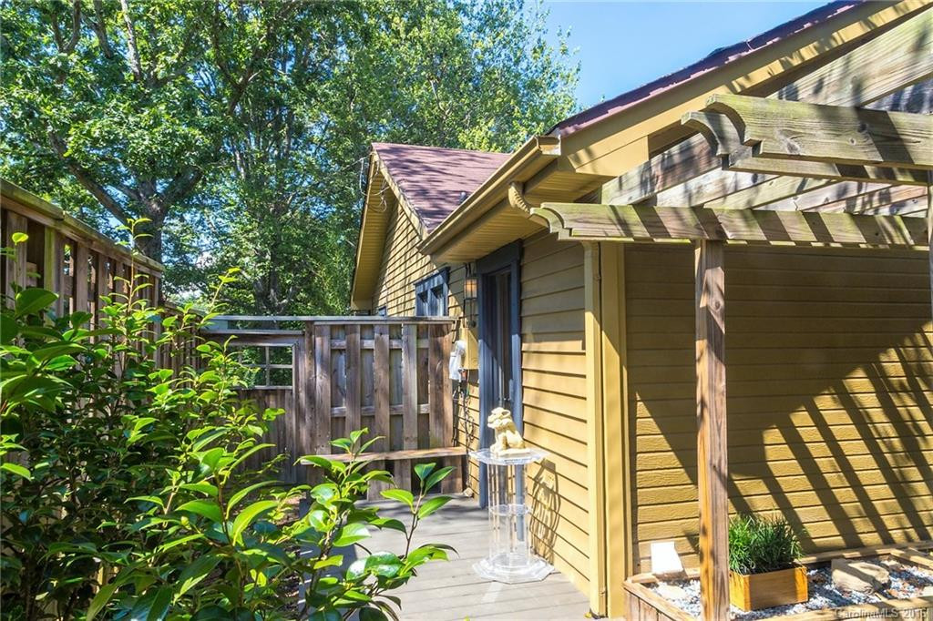 7 Oakland Street - Photo 4
