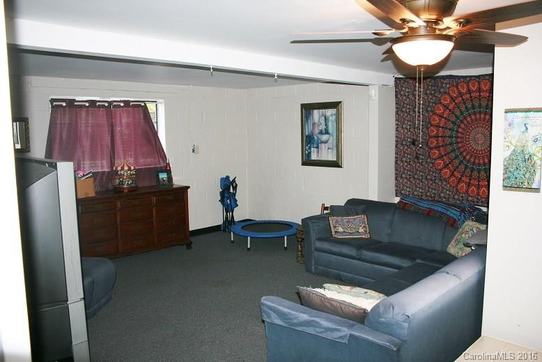 675 Hardin Road - Photo 17