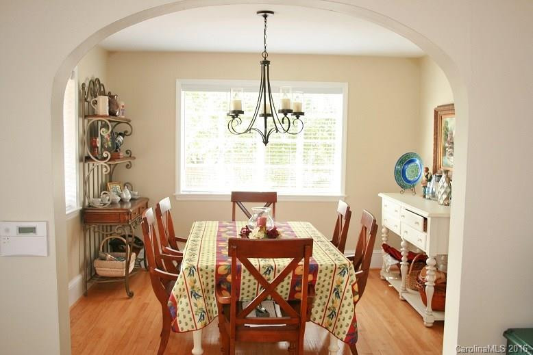 675 Hardin Road - Photo 6