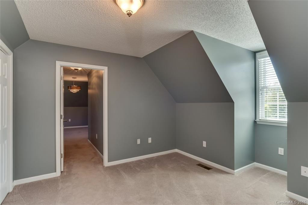 136 Cricket Creek Drive - Photo 21