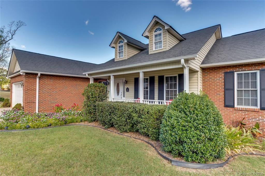 170 Thompson Road - Photo 2