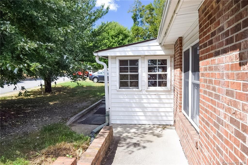 88 Stewart Street - Photo 2