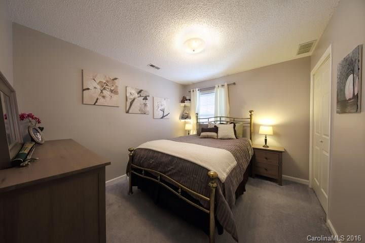 371 Glensprings Drive - Photo 16