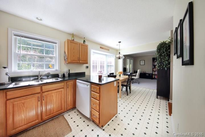 371 Glensprings Drive - Photo 6