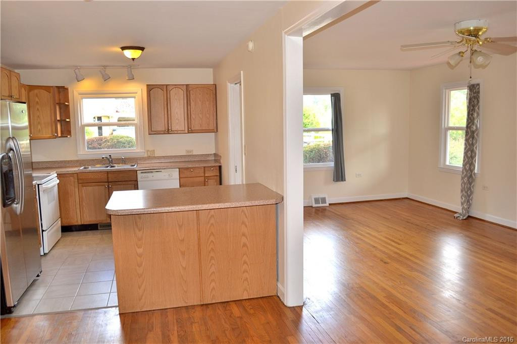 460 Bailey Street #3 - Photo 7