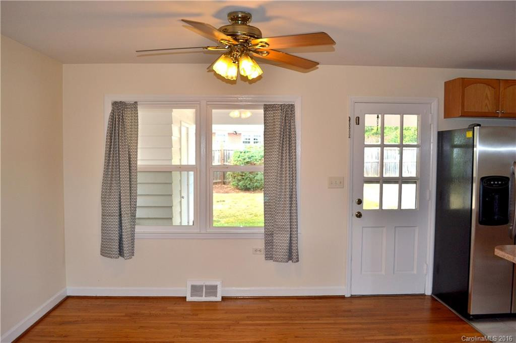460 Bailey Street #3 - Photo 8