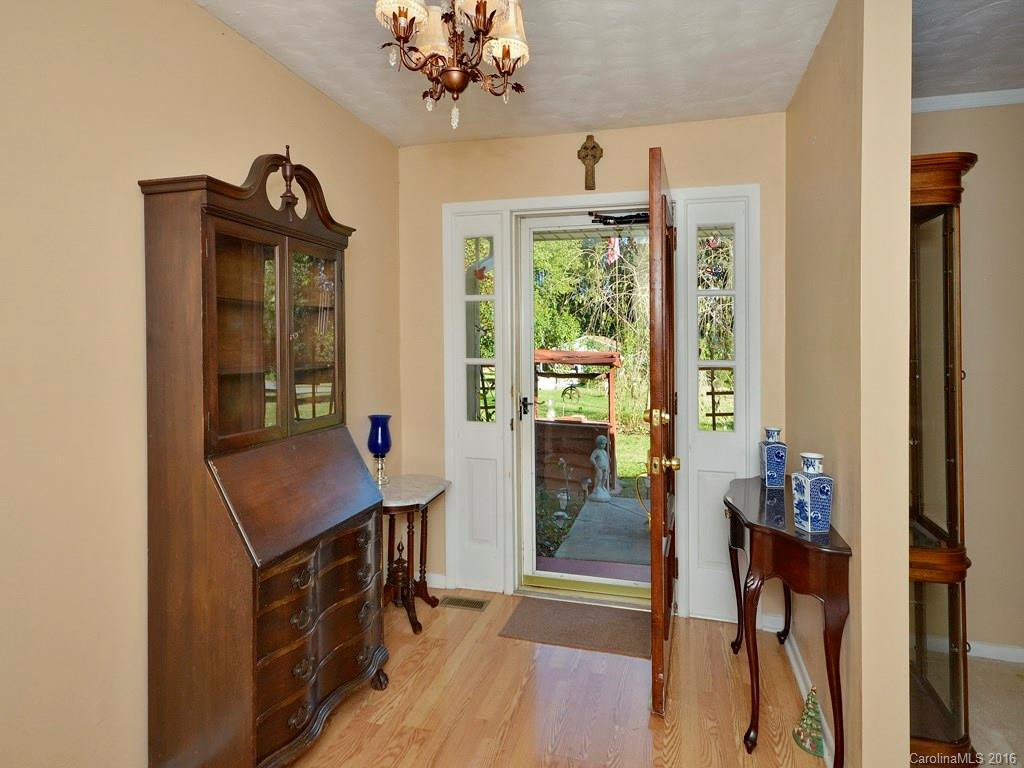 287 Allenwood Circle - Photo 3