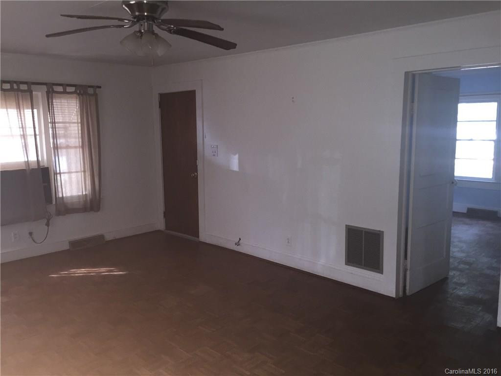 115 Wisconsin Street - Photo 3