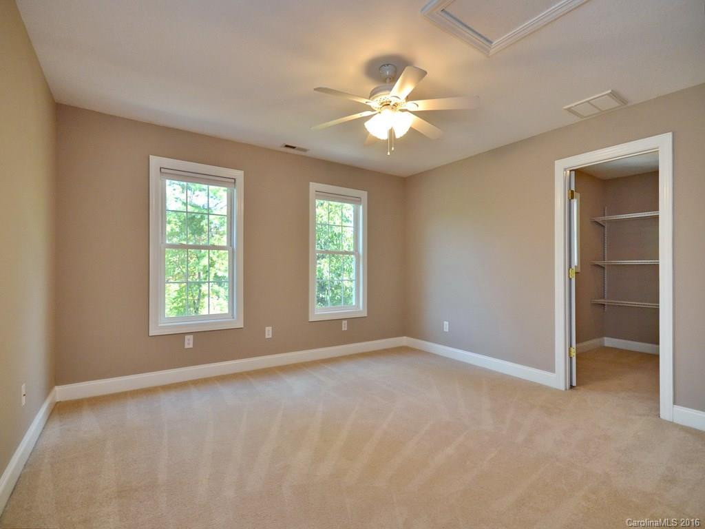 526 Wood Thrush Court - Photo 17