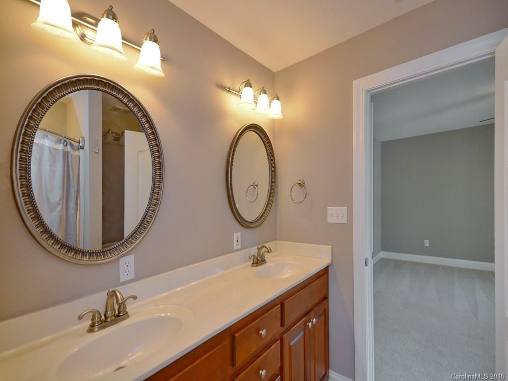 526 Wood Thrush Court - Photo 18