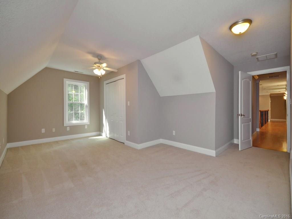 526 Wood Thrush Court - Photo 21