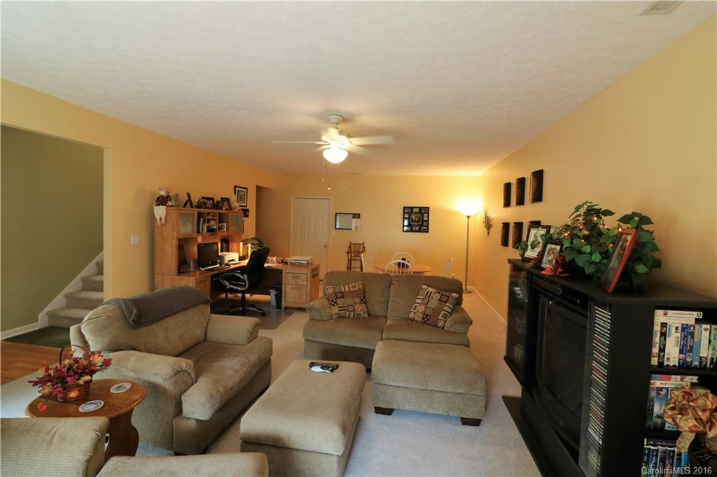 60 Laurel Ridge Place #102 - Photo 12