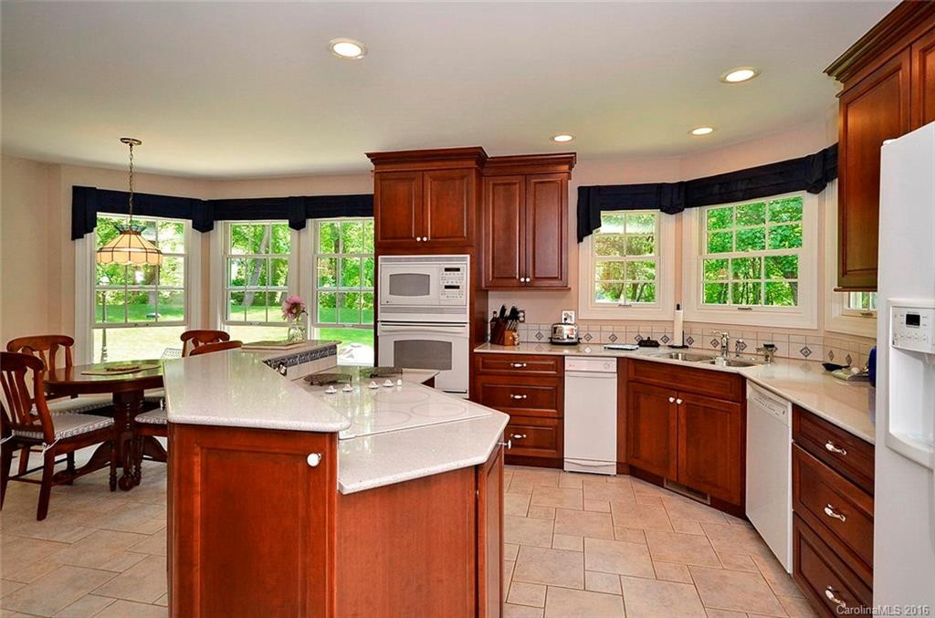 223 Fairway Terrace - Photo 12