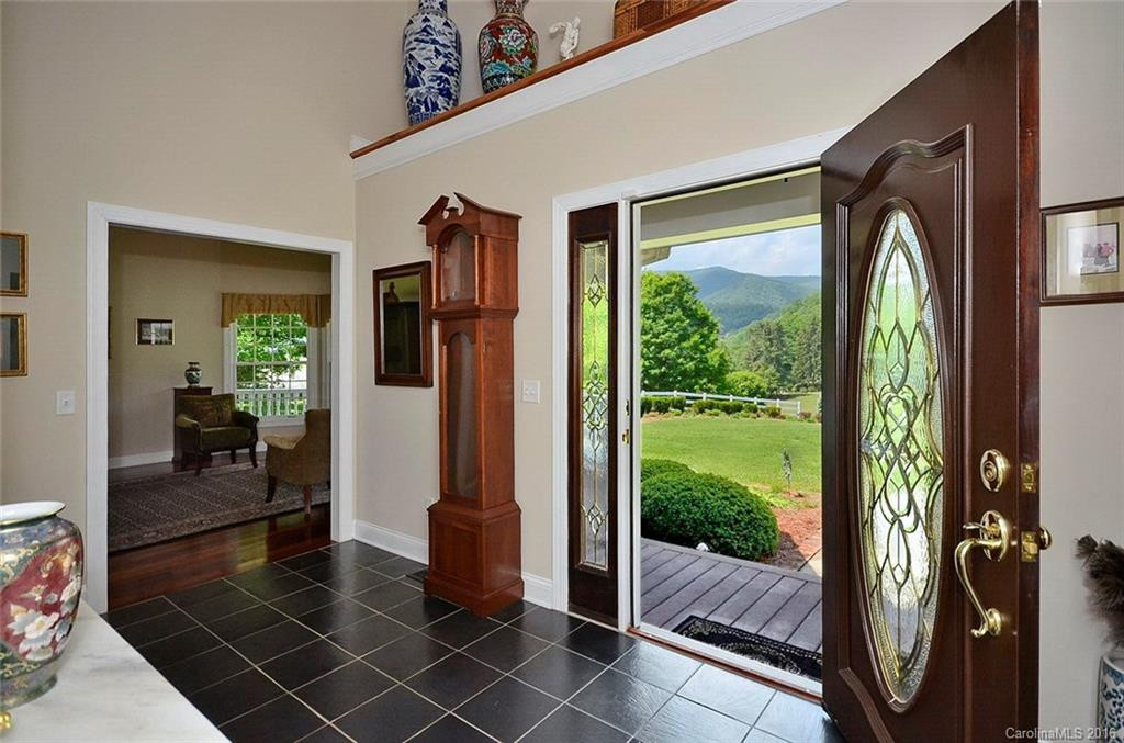 223 Fairway Terrace - Photo 3