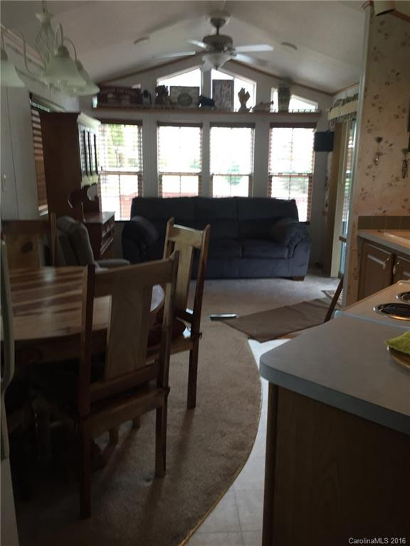 14 Valentine Drive - Photo 2