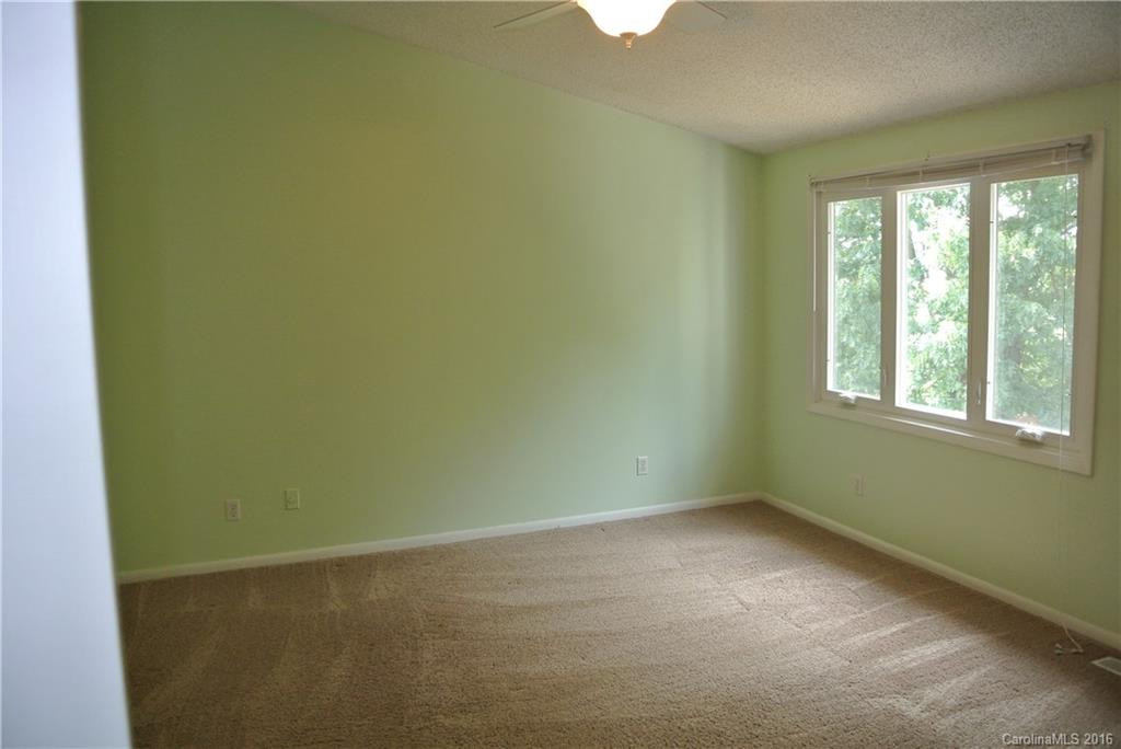 22 Hollybrook Drive #22 - Photo 11