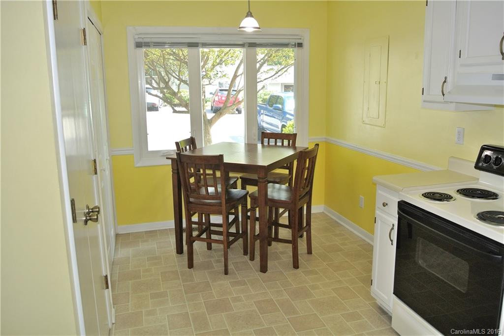 22 Hollybrook Drive #22 - Photo 4