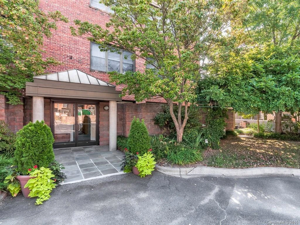 60 Haywood Street #2E