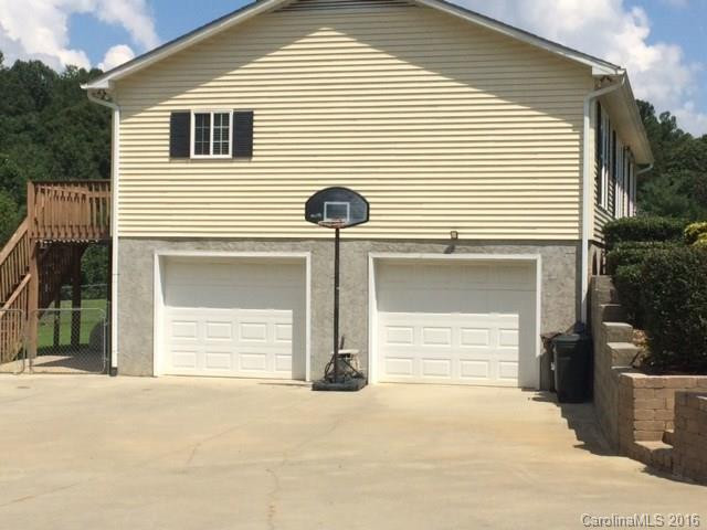 22 Derry Drive - Photo 2