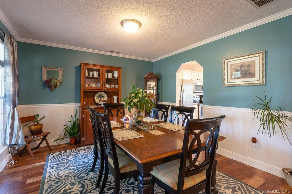 4 Golden Lane - Photo 3
