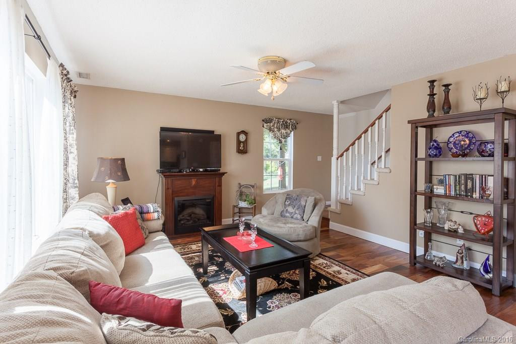4 Golden Lane - Photo 7