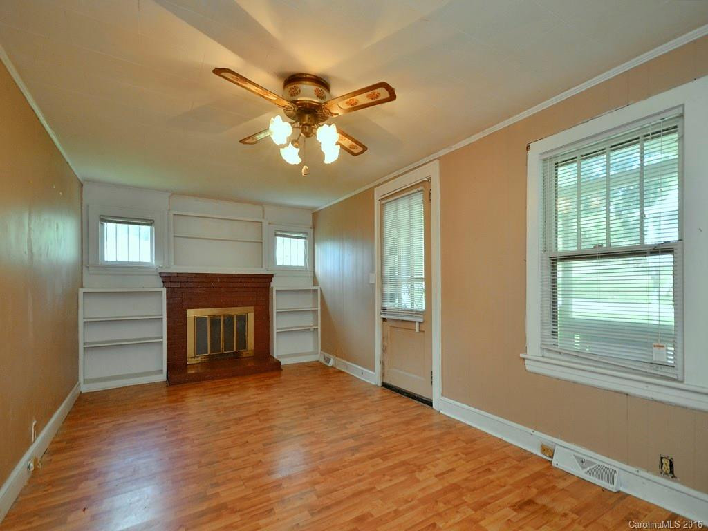 62 Hudson Street - Photo 2