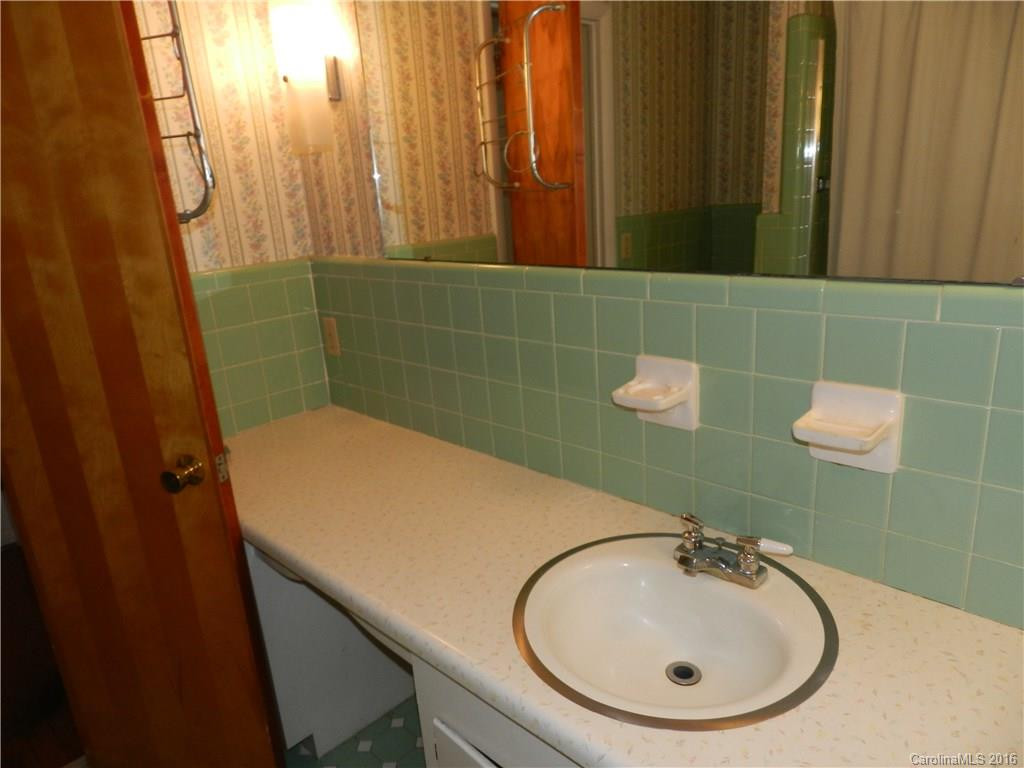 273 Rock Hill Road - Photo 14