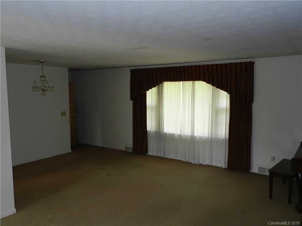 273 Rock Hill Road - Photo 10