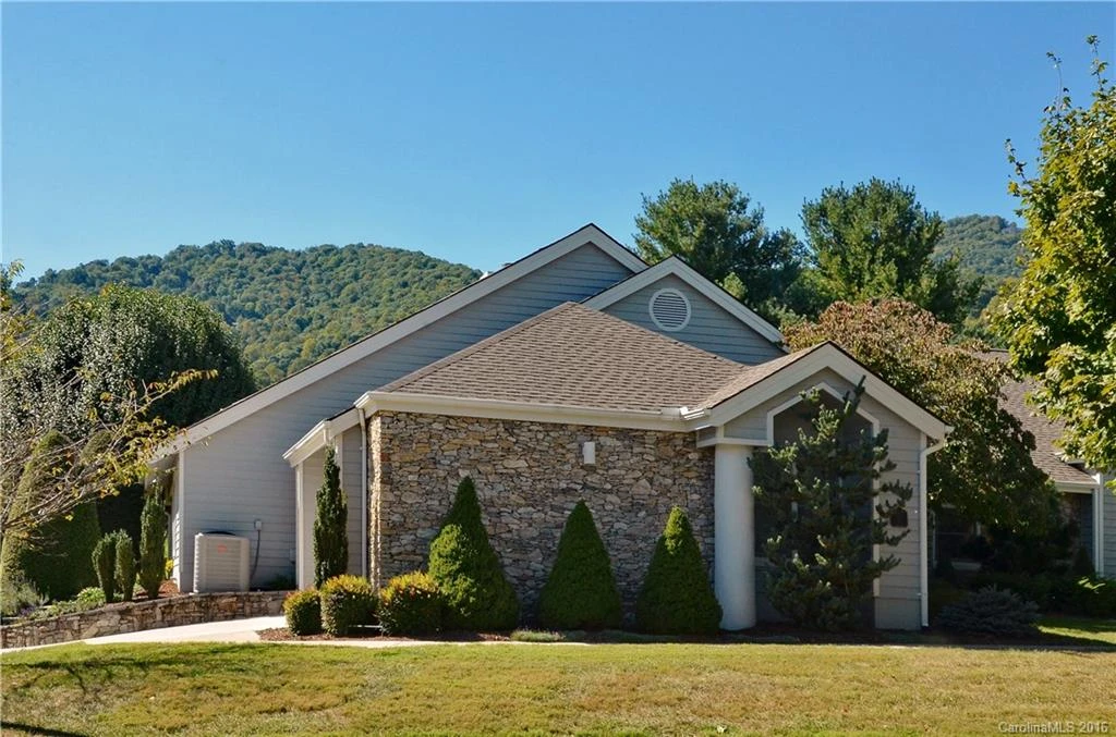 35 Meadowind Court ##105