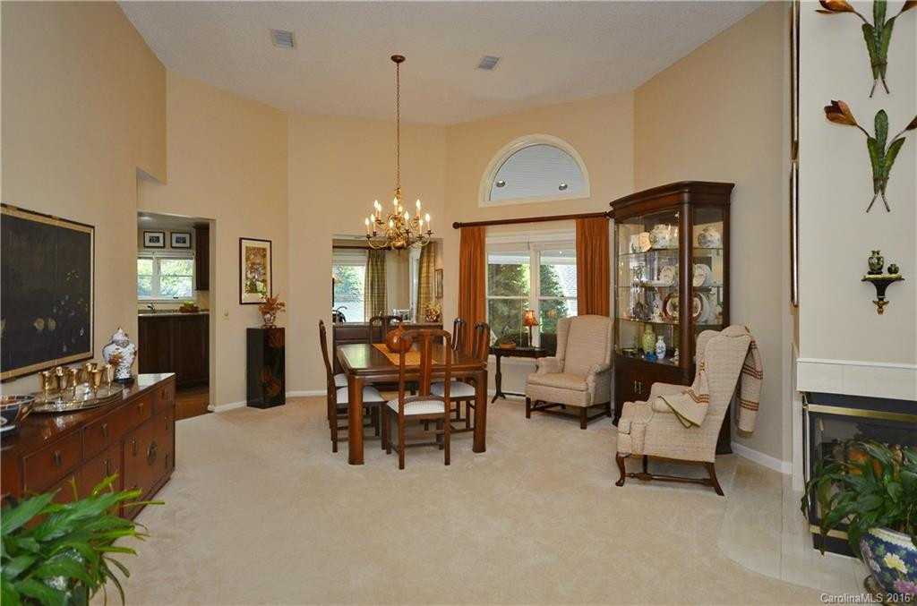 35 Meadowind Court ##105 - Photo 7