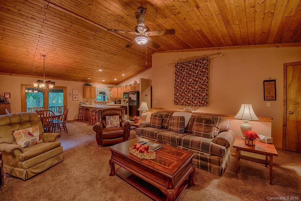 151 Maplewood Drive - Photo 2