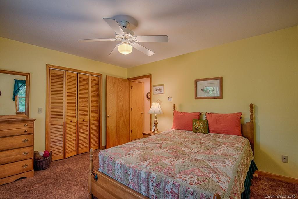 151 Maplewood Drive - Photo 13
