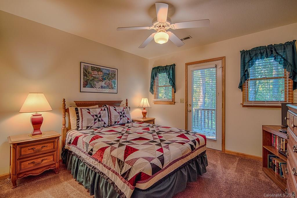 151 Maplewood Drive - Photo 15