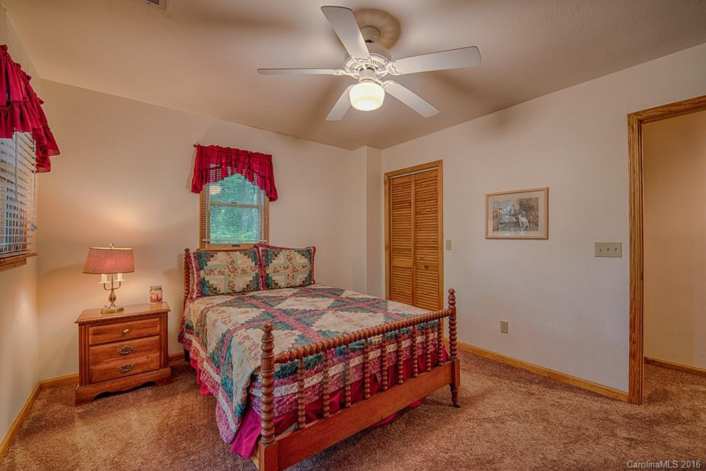 151 Maplewood Drive - Photo 17