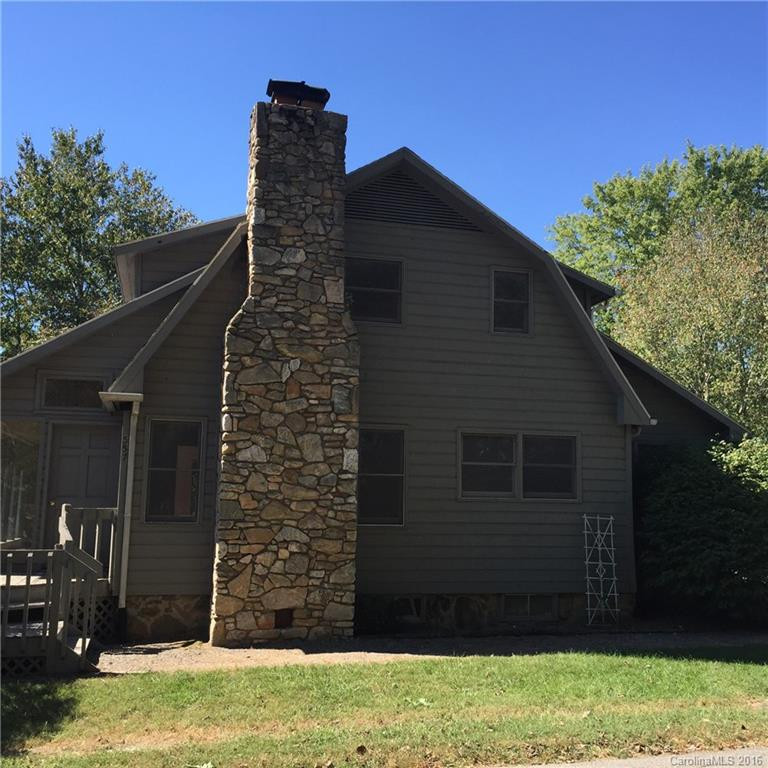 557 Bee Tree Road - Photo 2