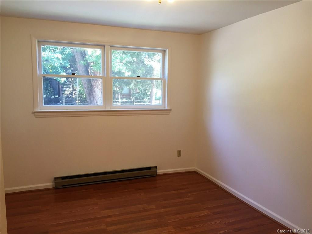557 Bee Tree Road - Photo 12