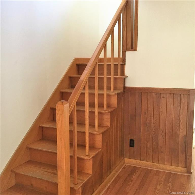 557 Bee Tree Road - Photo 13
