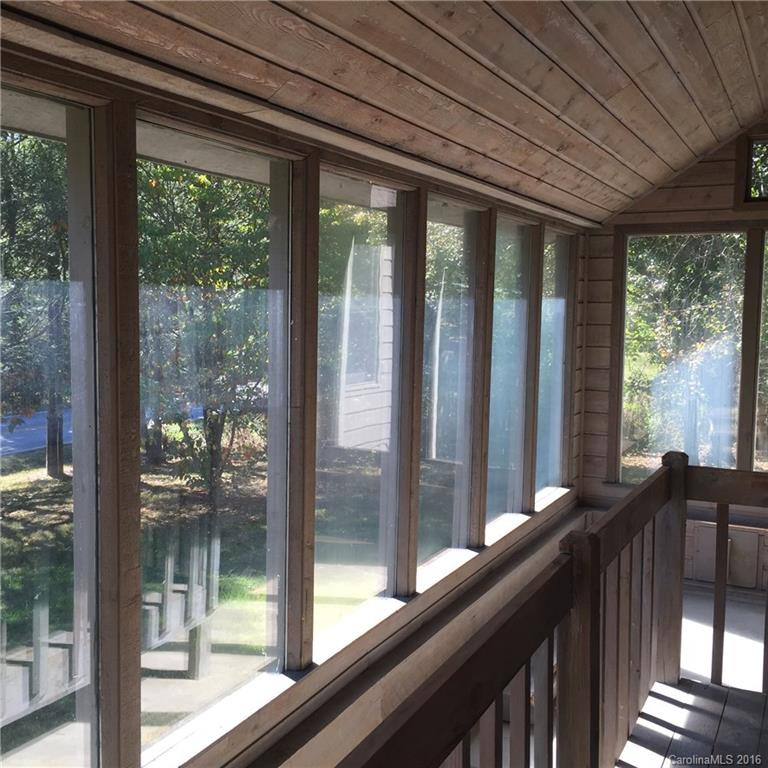 557 Bee Tree Road - Photo 4