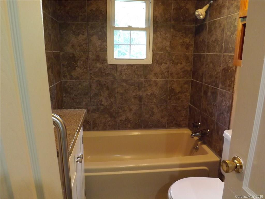 202 Ray Street - Photo 16