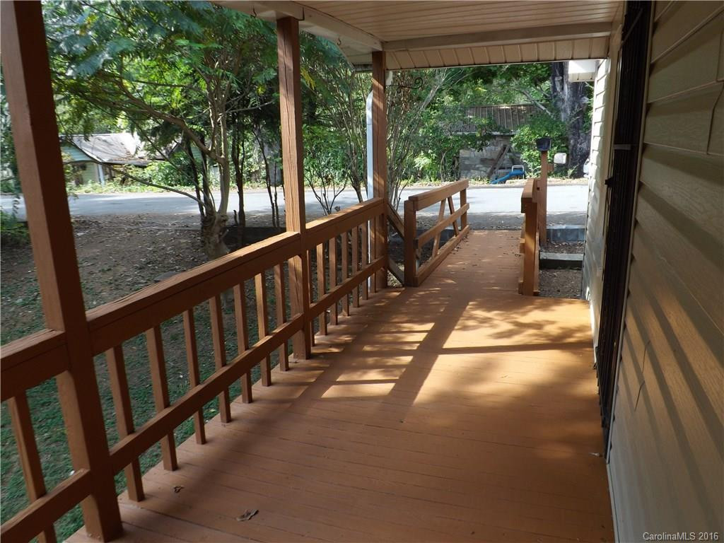202 Ray Street - Photo 4