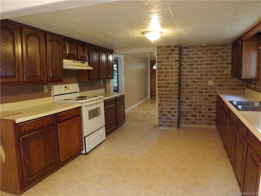 202 Ray Street - Photo 7