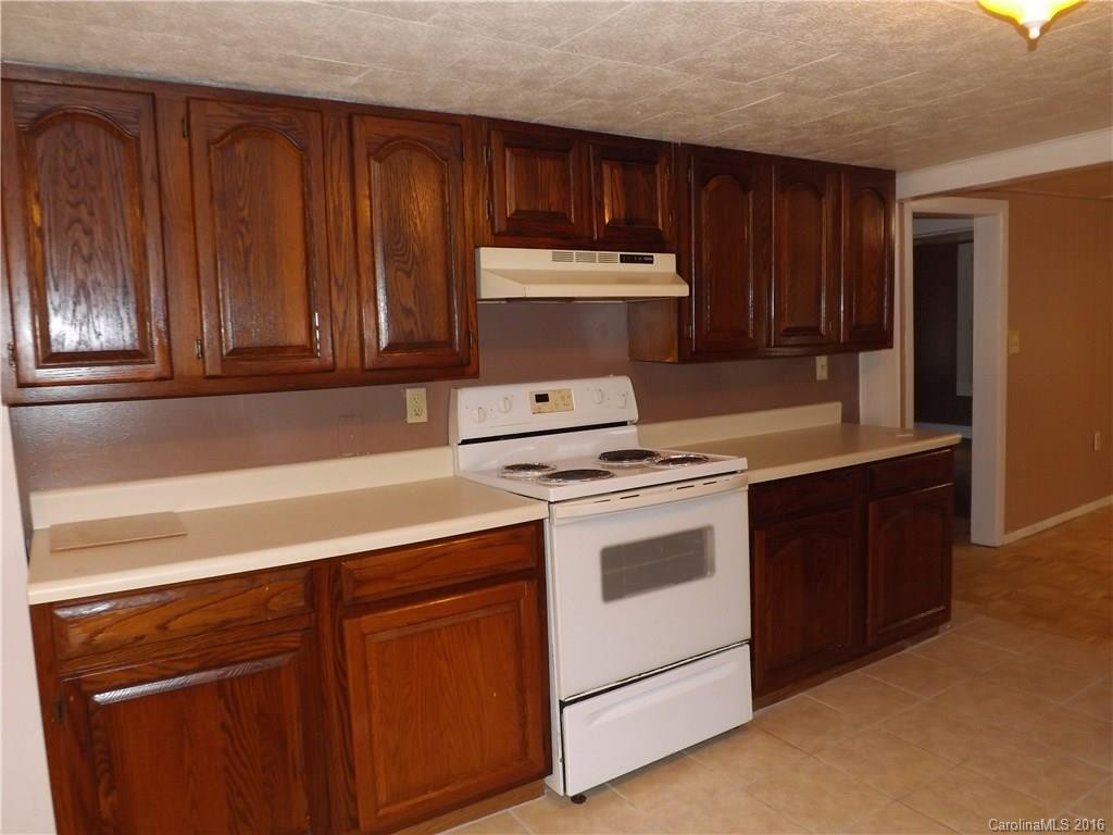 202 Ray Street - Photo 9