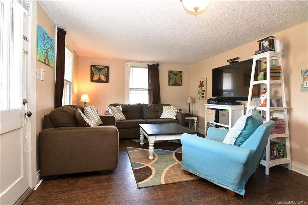 85 High Street - Photo 3