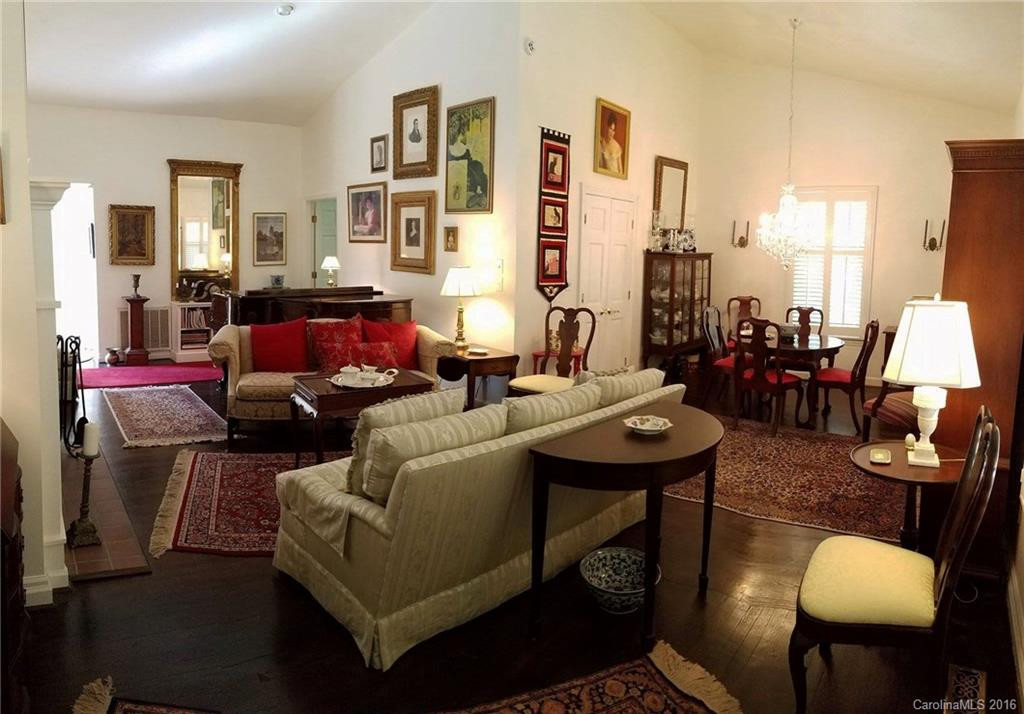 56 Whitney Avenue - Photo 4