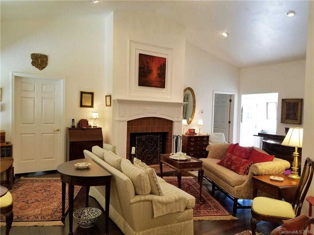 56 Whitney Avenue - Photo 5