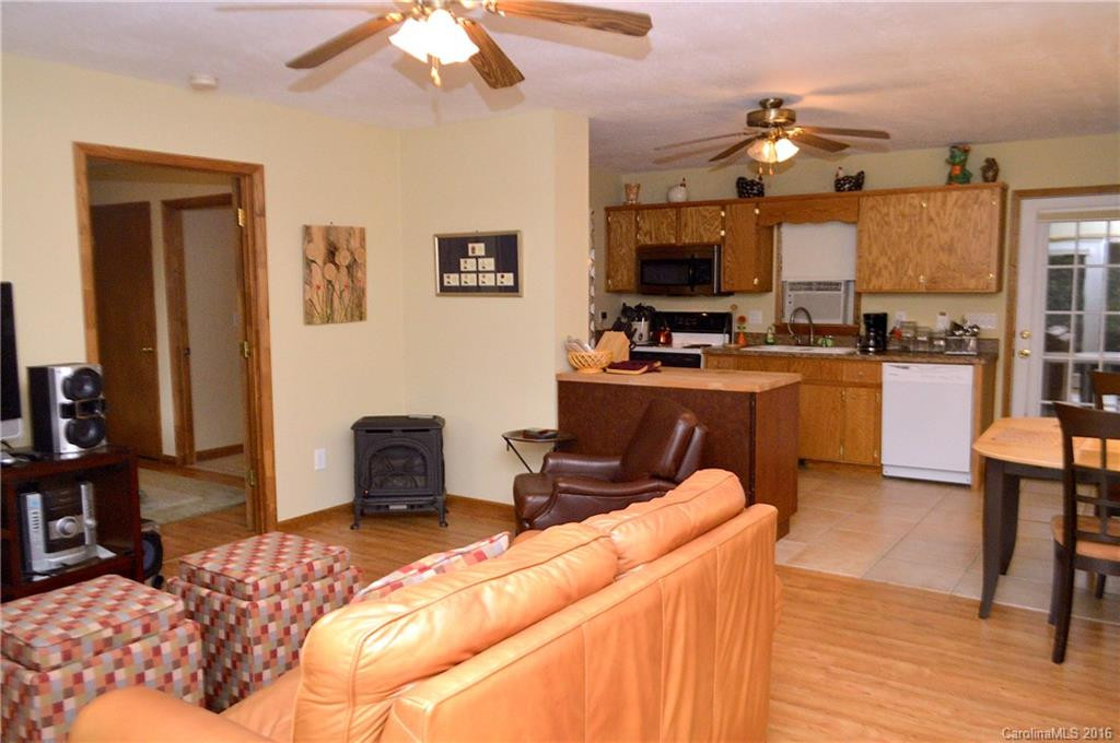 125 Rose Lane - Photo 11