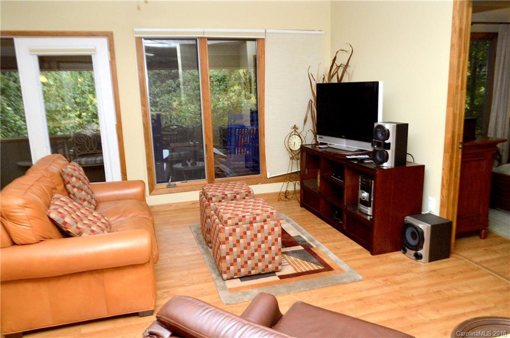 125 Rose Lane - Photo 9