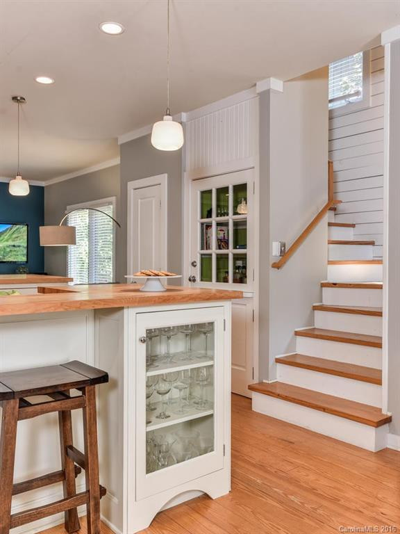 220 Westover Drive - Photo 14